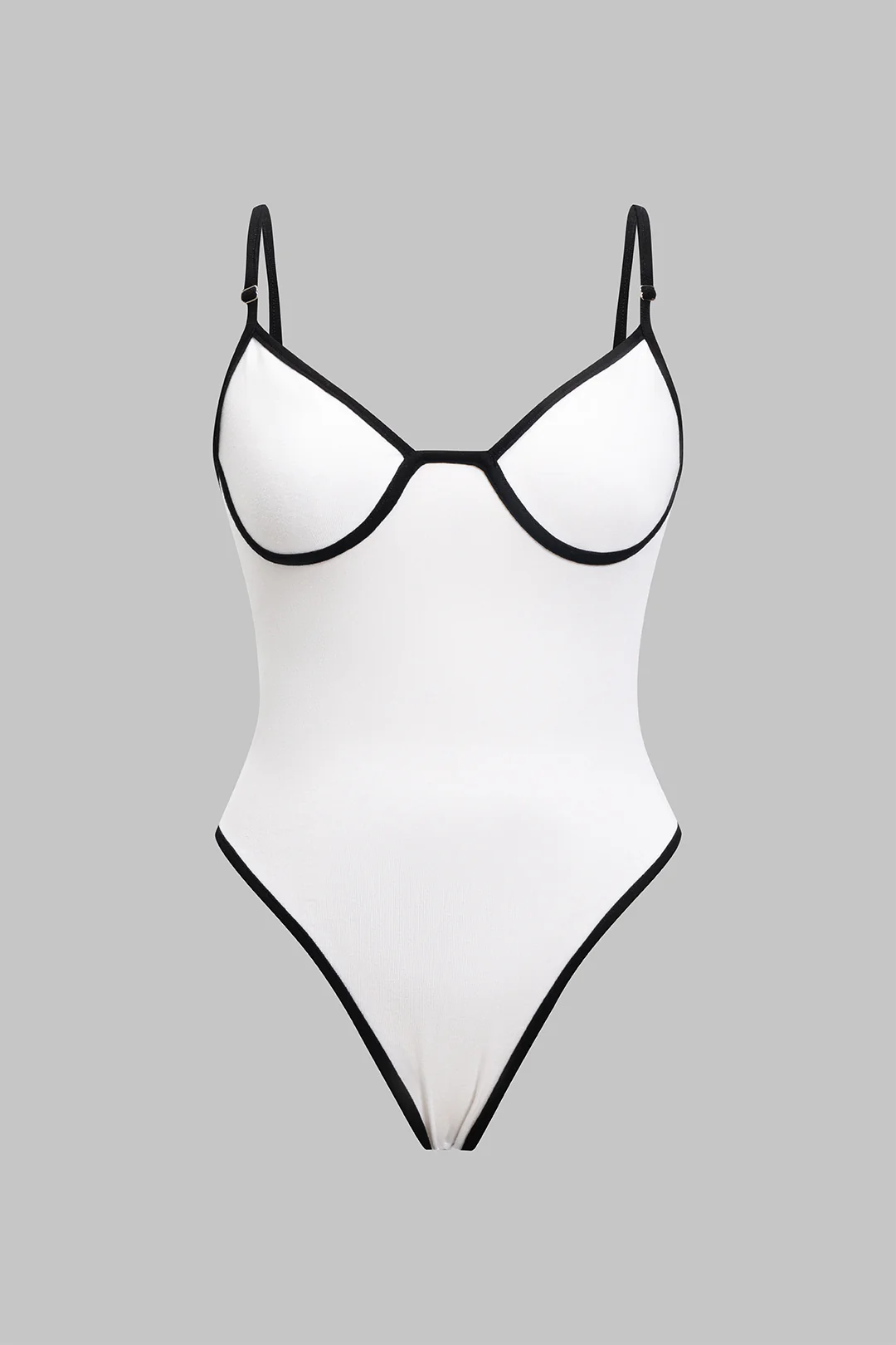 Plus Size Contrast Binding Sleeveless Bodysuit - Flockneti