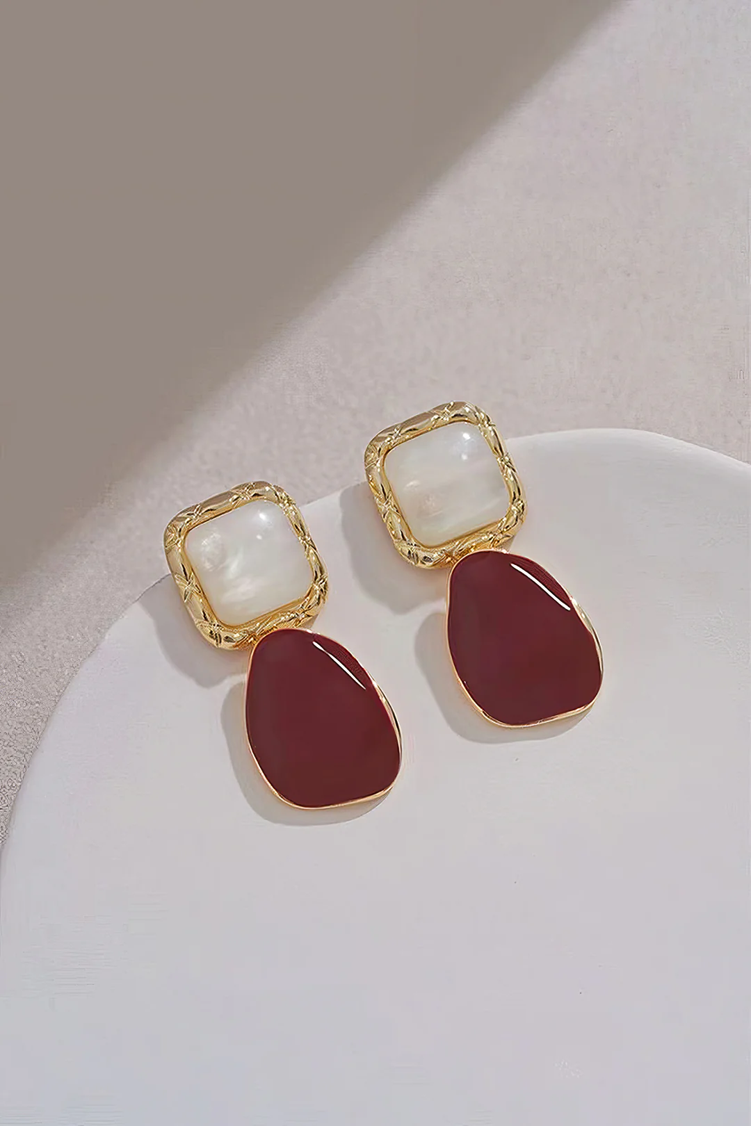 Asymmetrical Square Earrings - Flockneti