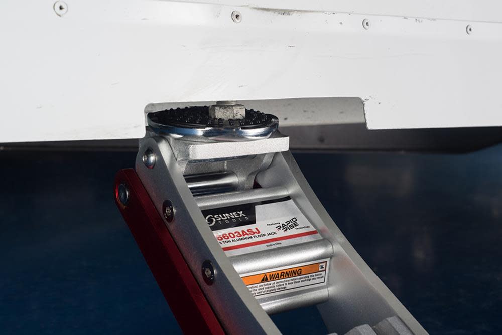 Sunex Professional Aluminum 3 Ton Service Jack - Flockneti