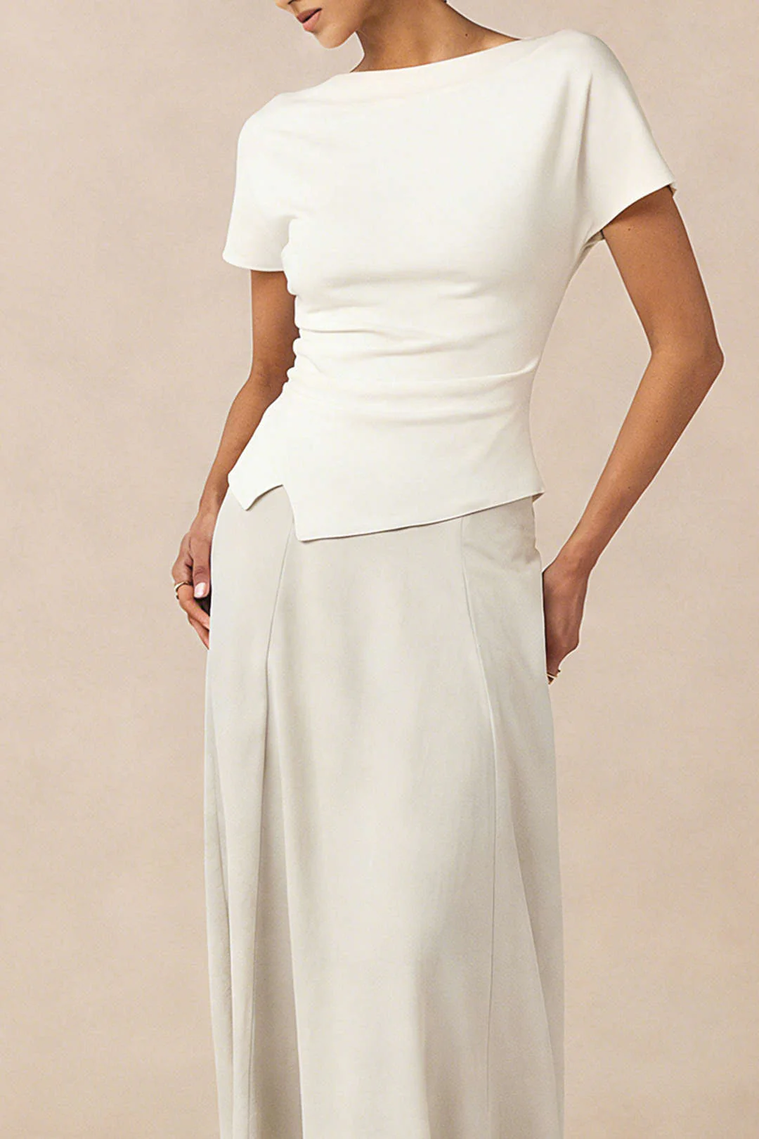 Solid Round Neck Asymmetrical Ruched Short Sleeve T-Shirt - Flockneti