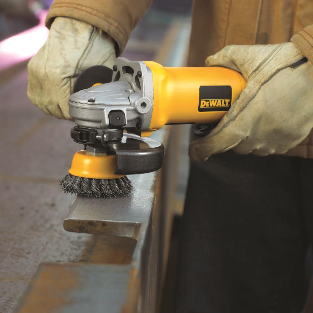 DEWALT 3-in x 5/8 to 11-in Cup Brush – Knotted - Flockneti