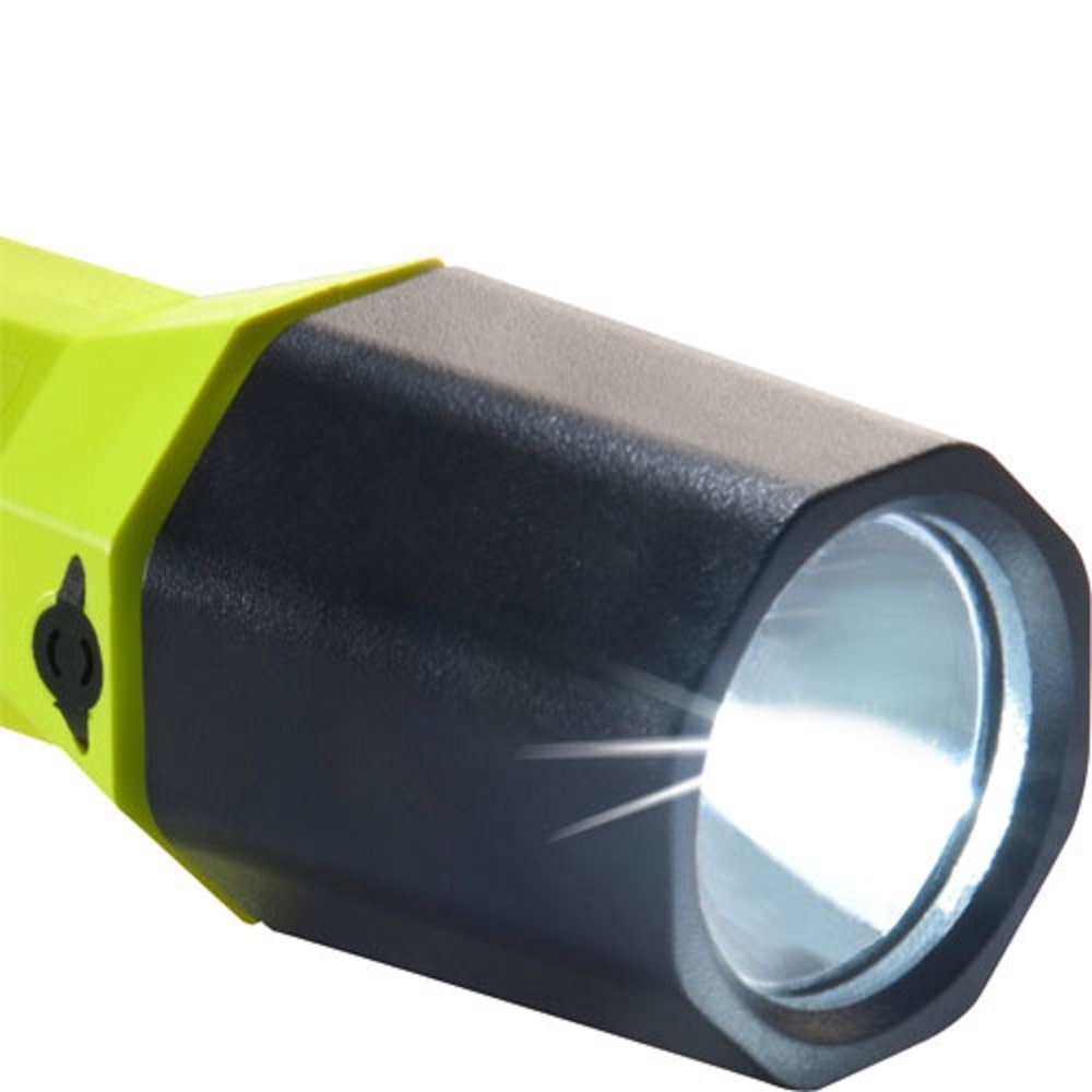 Pelican SabreLite 2010 Handheld Flagship LED Flashlight - Flockneti