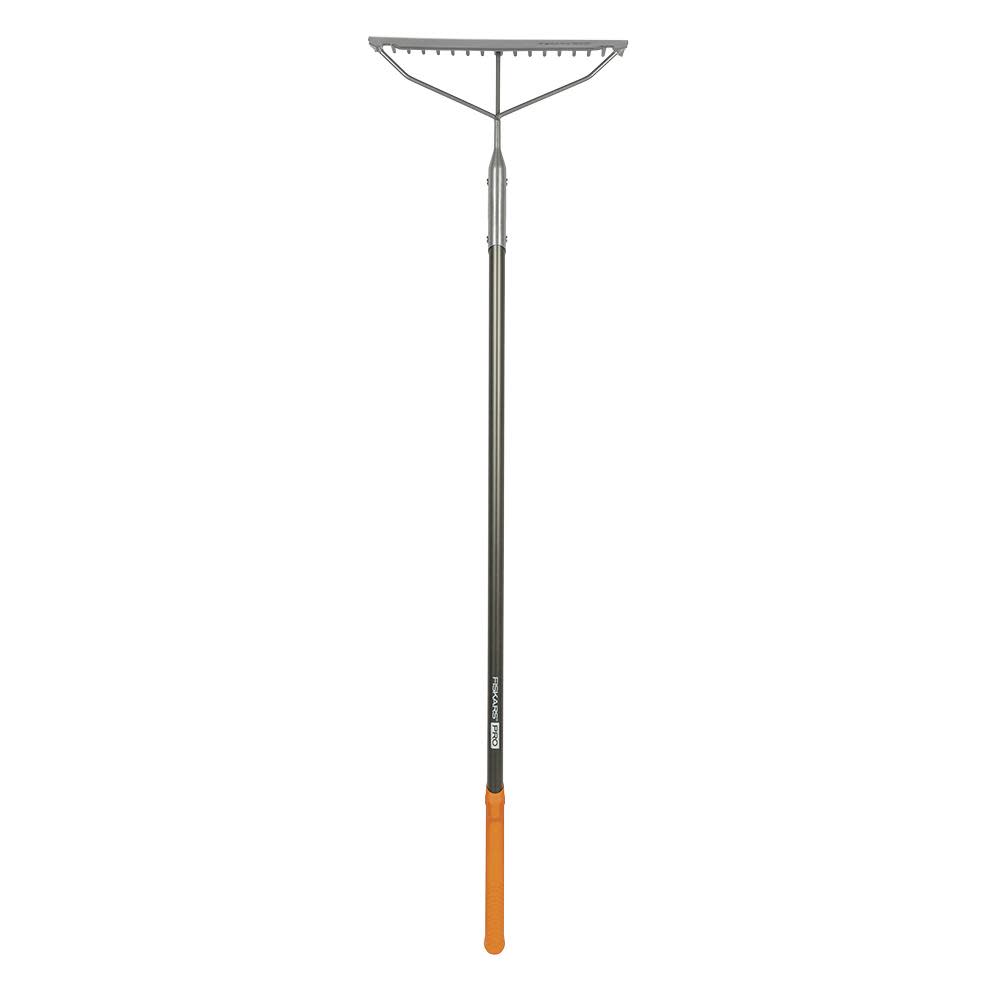 Fiskars PRO Stick Garden Rake - Flockneti