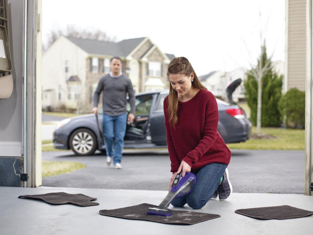 Black and Decker Lithium Hand Vac Pet Purple - Flockneti