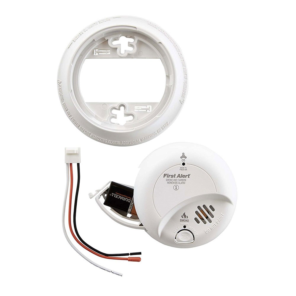 First Alert Hardwired Smoke and Carbon Monoxide Alarm with Battery Backup – Pack of 6 - Flockneti