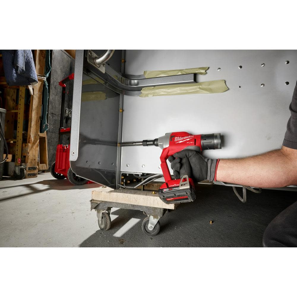 Milwaukee M18 FUEL 1/4″ Lockbolt to Blind Rivet Tool Conversion Kit - Flockneti