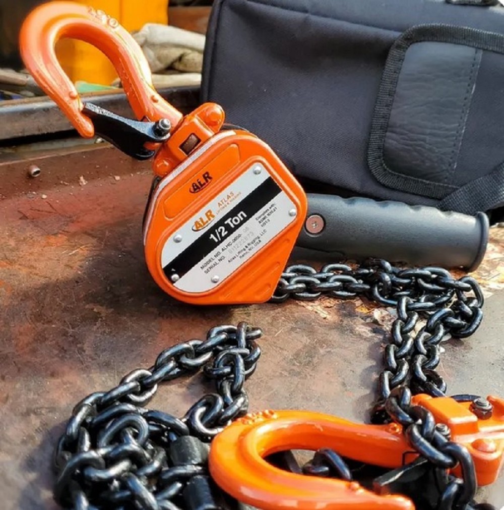Atlas Lifting and Rigging Compact Lever Hoist .5 Ton 1100 lbs 15′ Chain - Flockneti