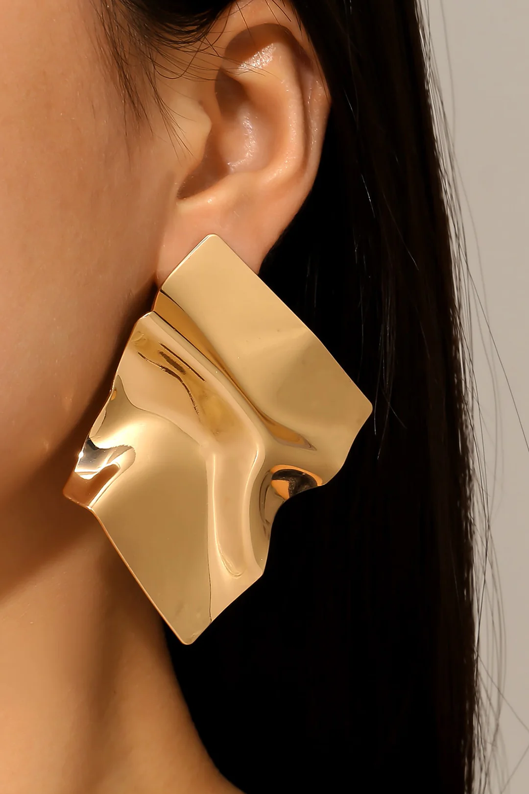 Crinkled Statement Earrings - Flockneti