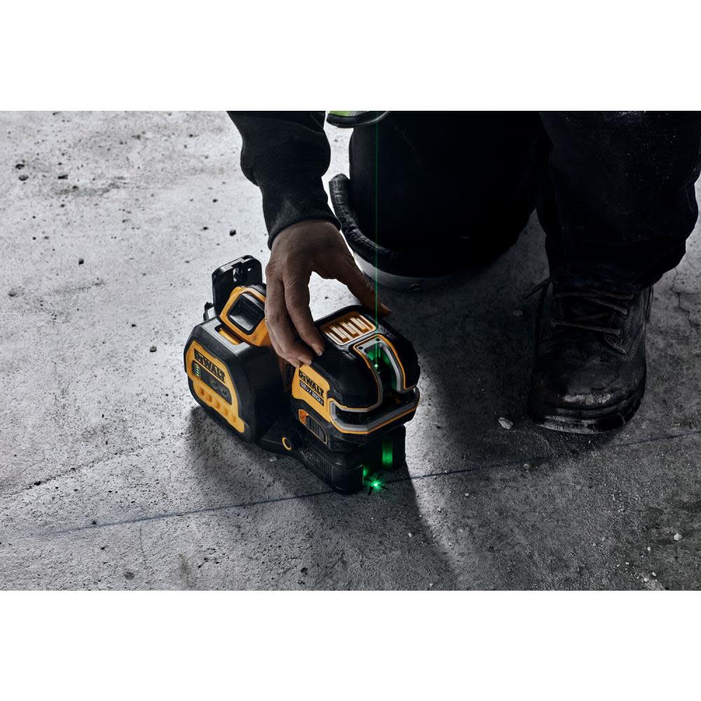 DEWALT 20V MAX 2 Spot Green Laser Cordless Bare Tool - Flockneti