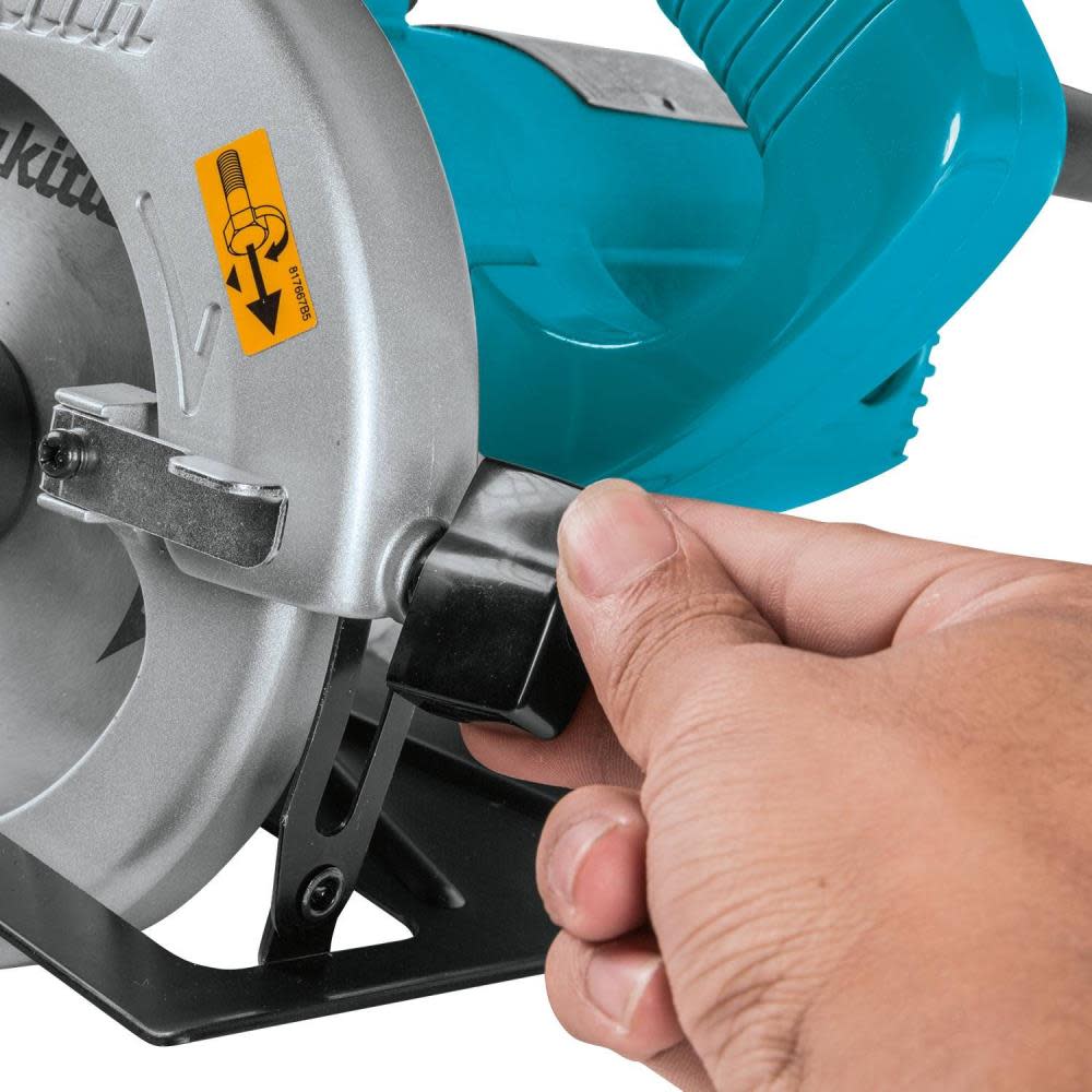 Makita 5-1/2″ Circular Saw - Flockneti