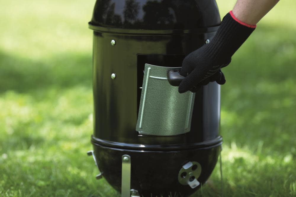 Weber Smokey Mountain Cooker Smoker (14.5 In.) - Flockneti