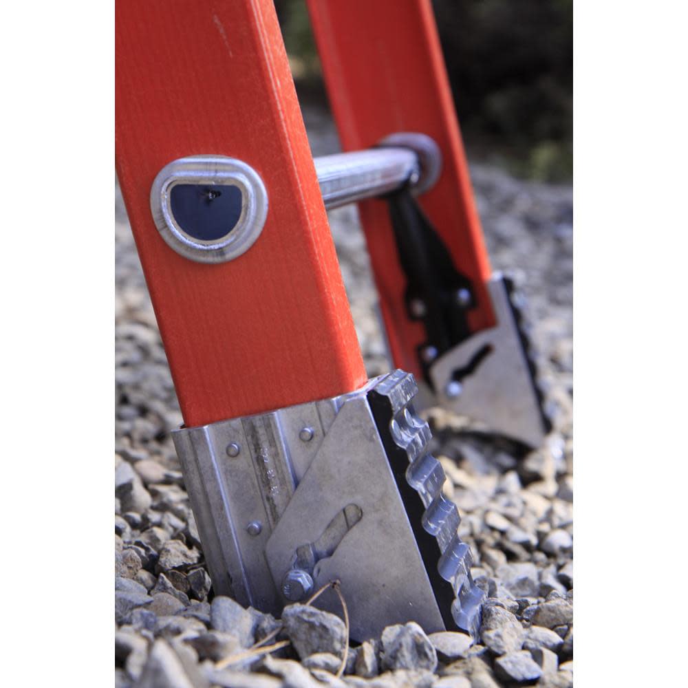 Werner Type IA Fiberglass D-Rung Extension Ladder 24′ - Flockneti