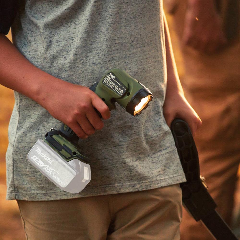 Makita Outdoor Adventure 18V LXT LED Flashlight - Flockneti