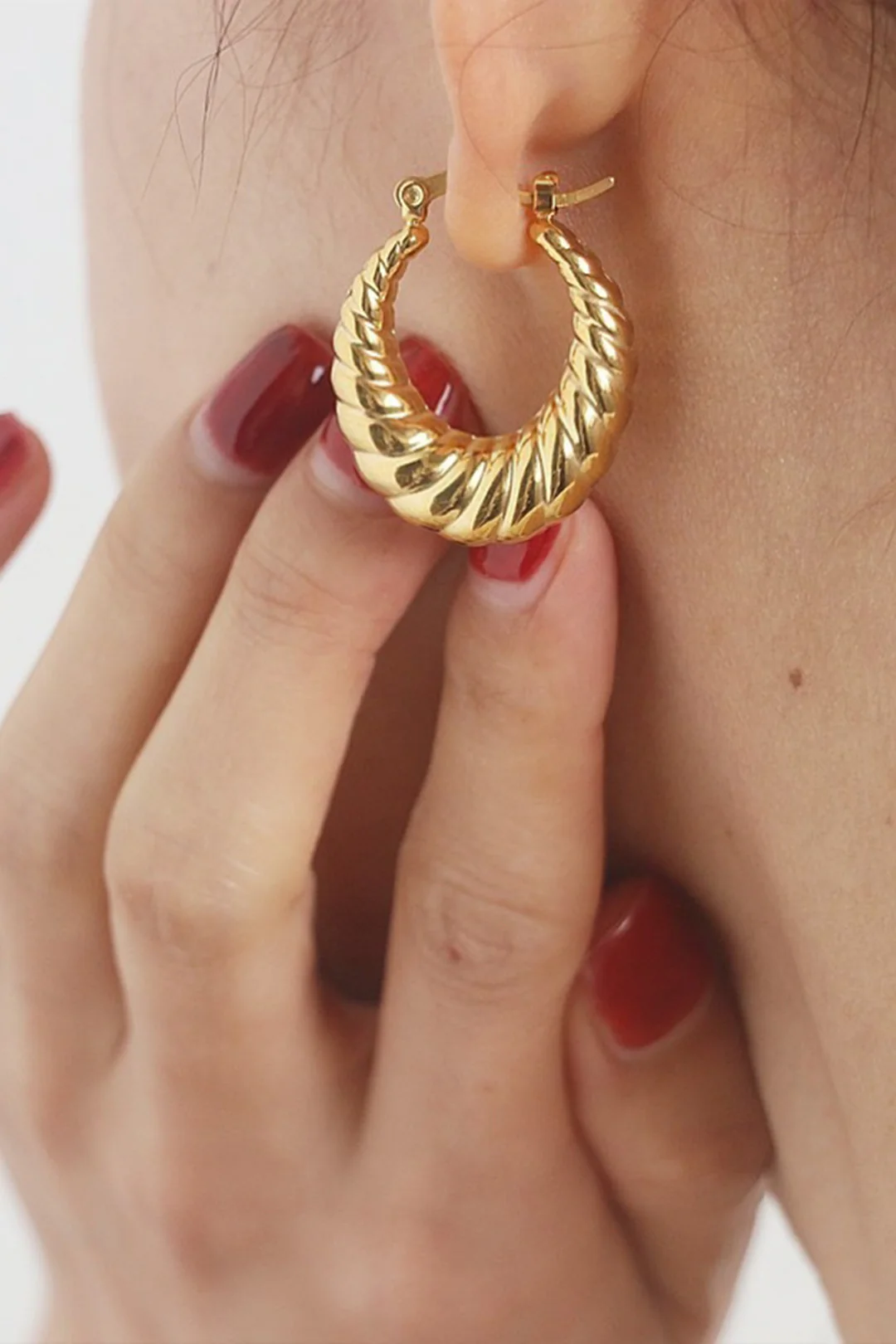 Alloy Hollow Moon-Shaped Earrings - Flockneti