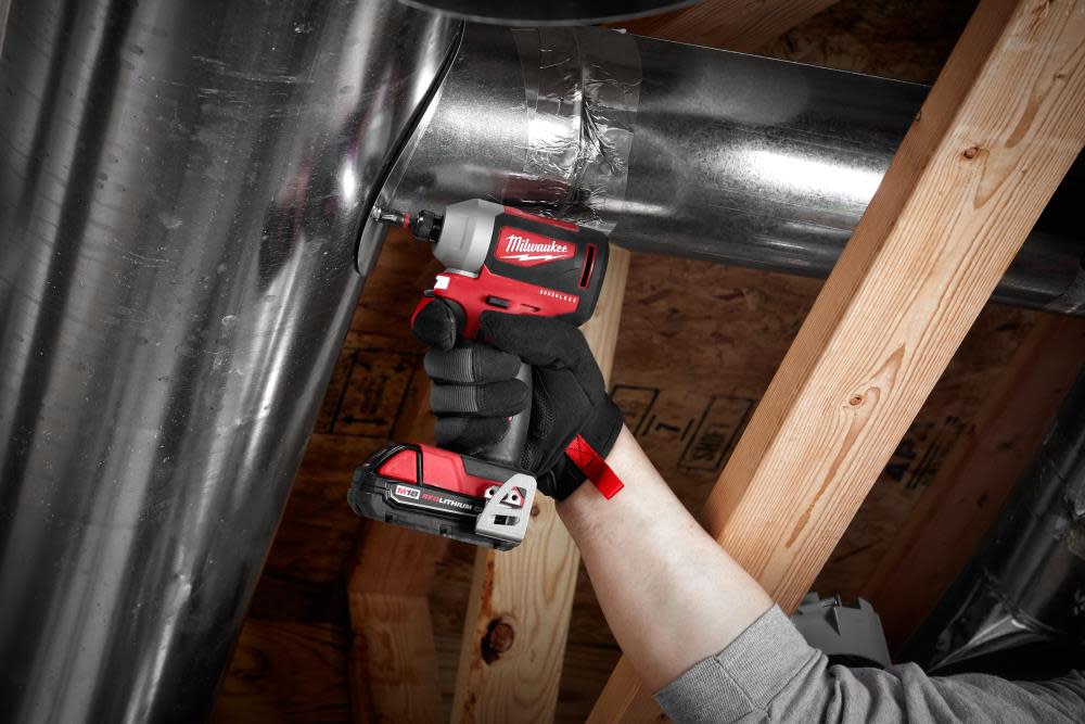 Milwaukee M18 Compact Brushless 1/4 in. Hex Impact Driver Reconditioned - Flockneti