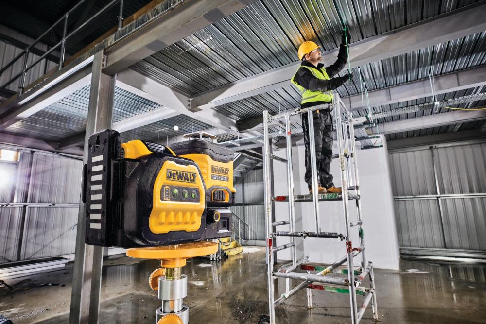 DEWALT 20V 3 x 360 Green Laser with Battery and Charger - Flockneti