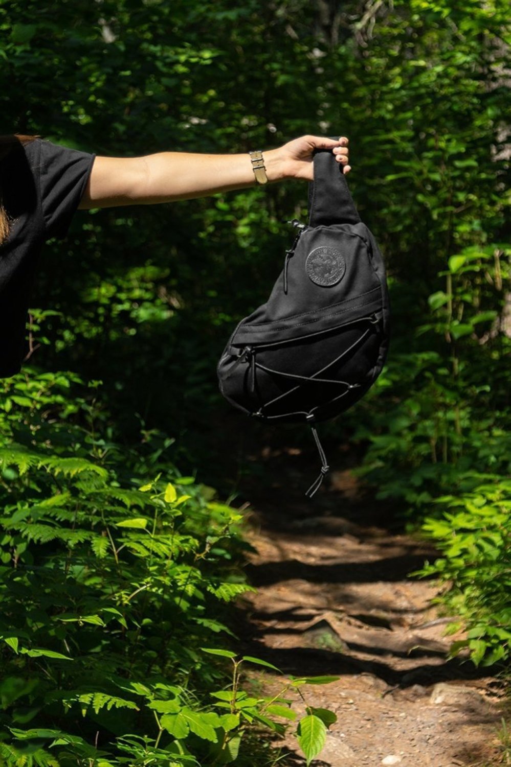 Duluth Pack 16 Liter Capacity Black Port City Sling Pack - Flockneti