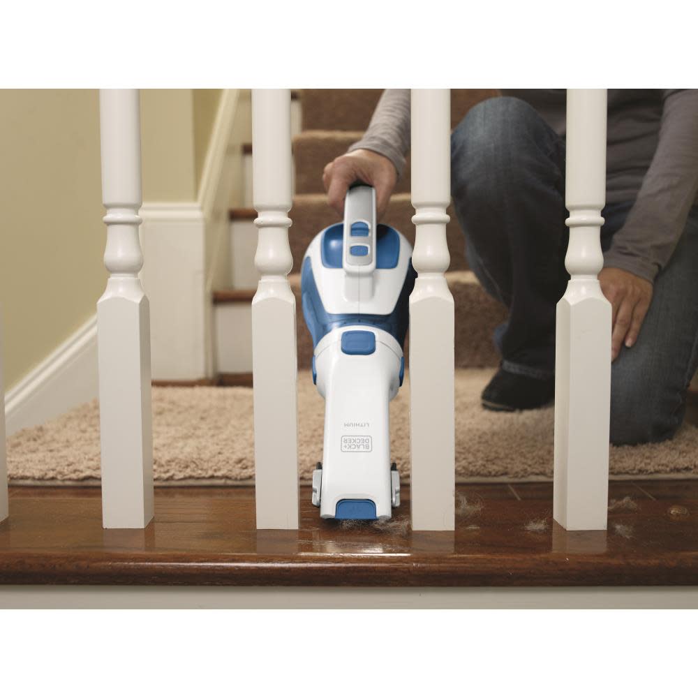Black and Decker Cordless Lithium Hand Vacuum (HHVI320JR02) - Flockneti