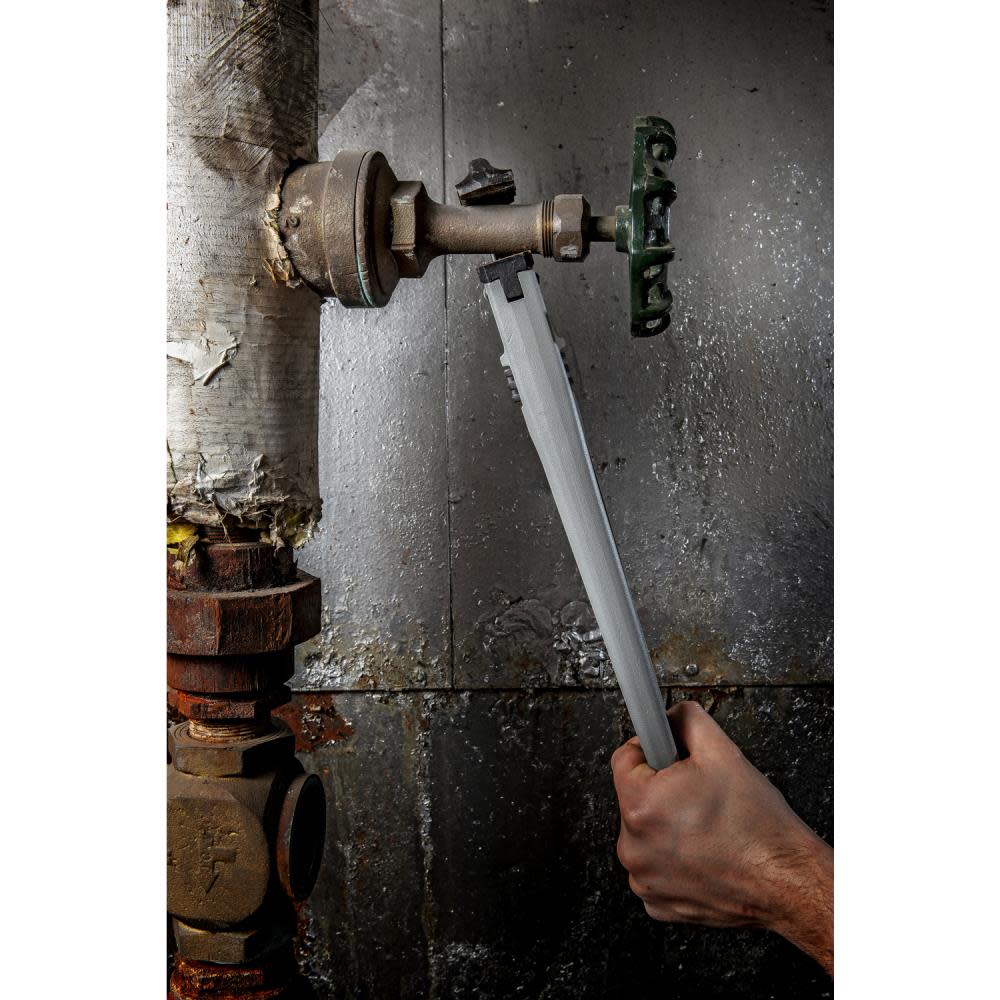 Crescent 18″ Aluminum K9 Jaw Pipe Wrench - Flockneti