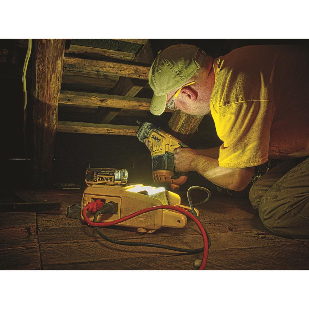 DEWALT 18 V / 20 V MAX* Cordless / Corded LED Work Light - Flockneti