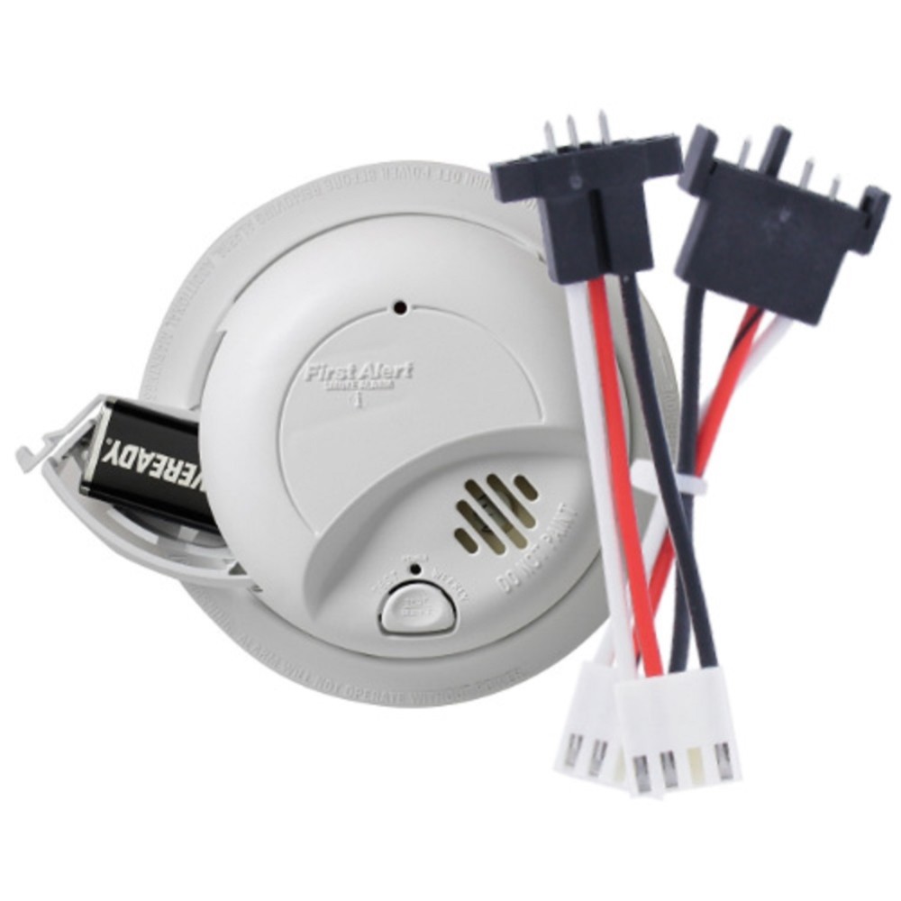 First Alert Hardwired 120-Volt AC Smoke Alarm with Adapter Plugs - Flockneti