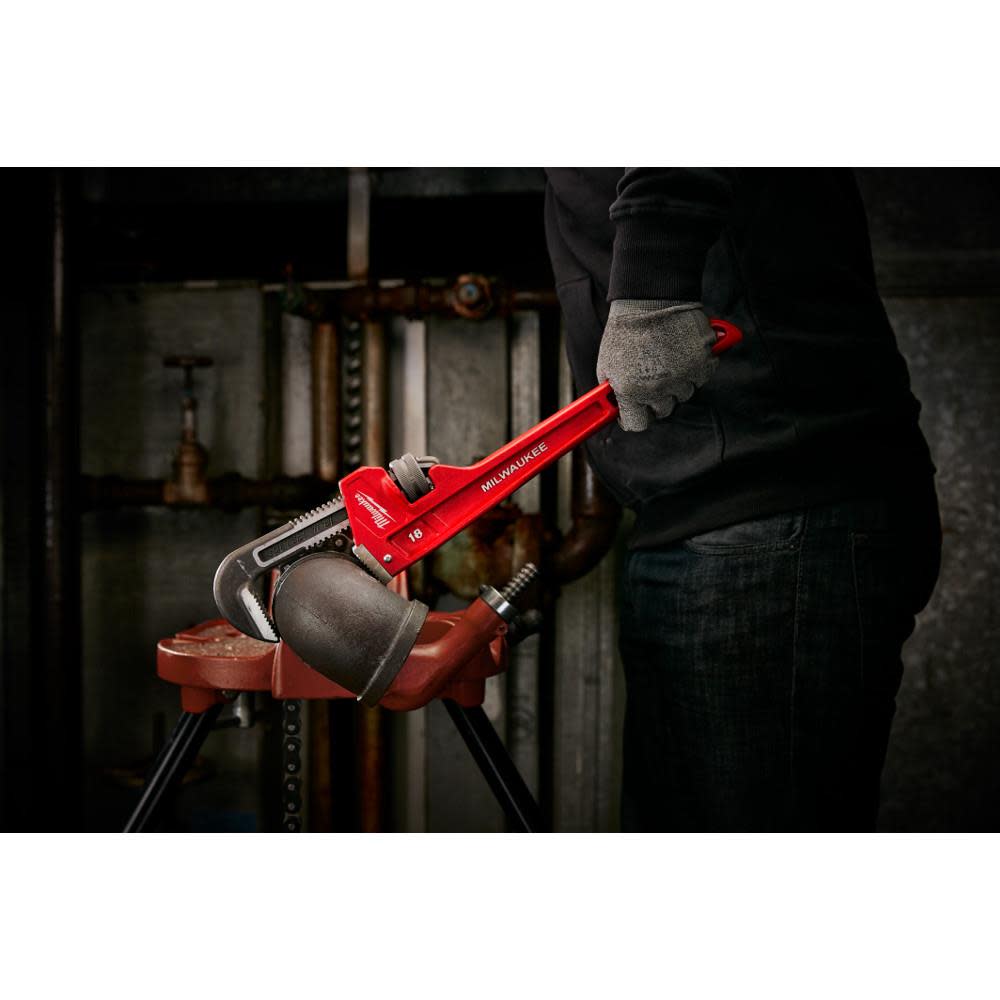 Milwaukee 18 in. Steel Pipe Wrench - Flockneti