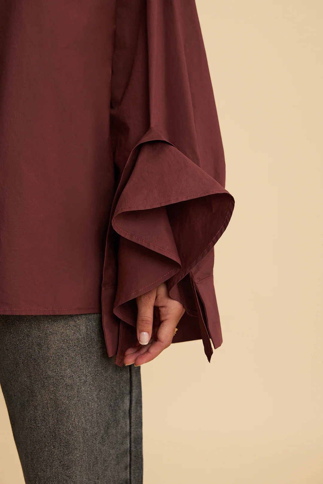 Button Ruffle Long-Sleeve Shirt - Flockneti