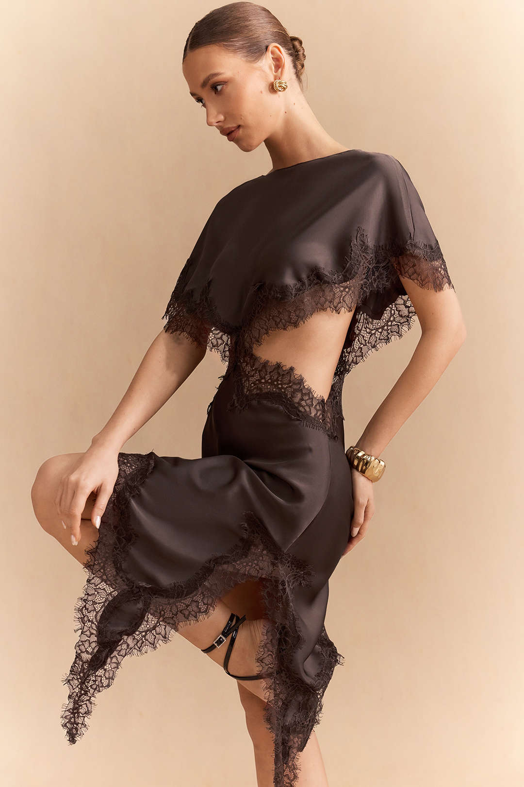 Satin Patchwork Lace Trim Cut Out Short Sleeve Midi Dress - Flockneti