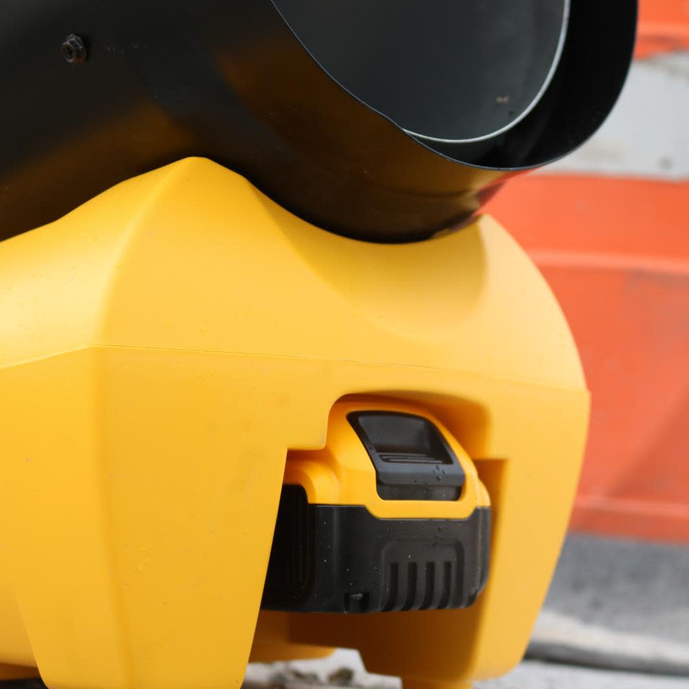 DEWALT 68000 BTU Cordless Portable Forced Air Propane Heater - Flockneti
