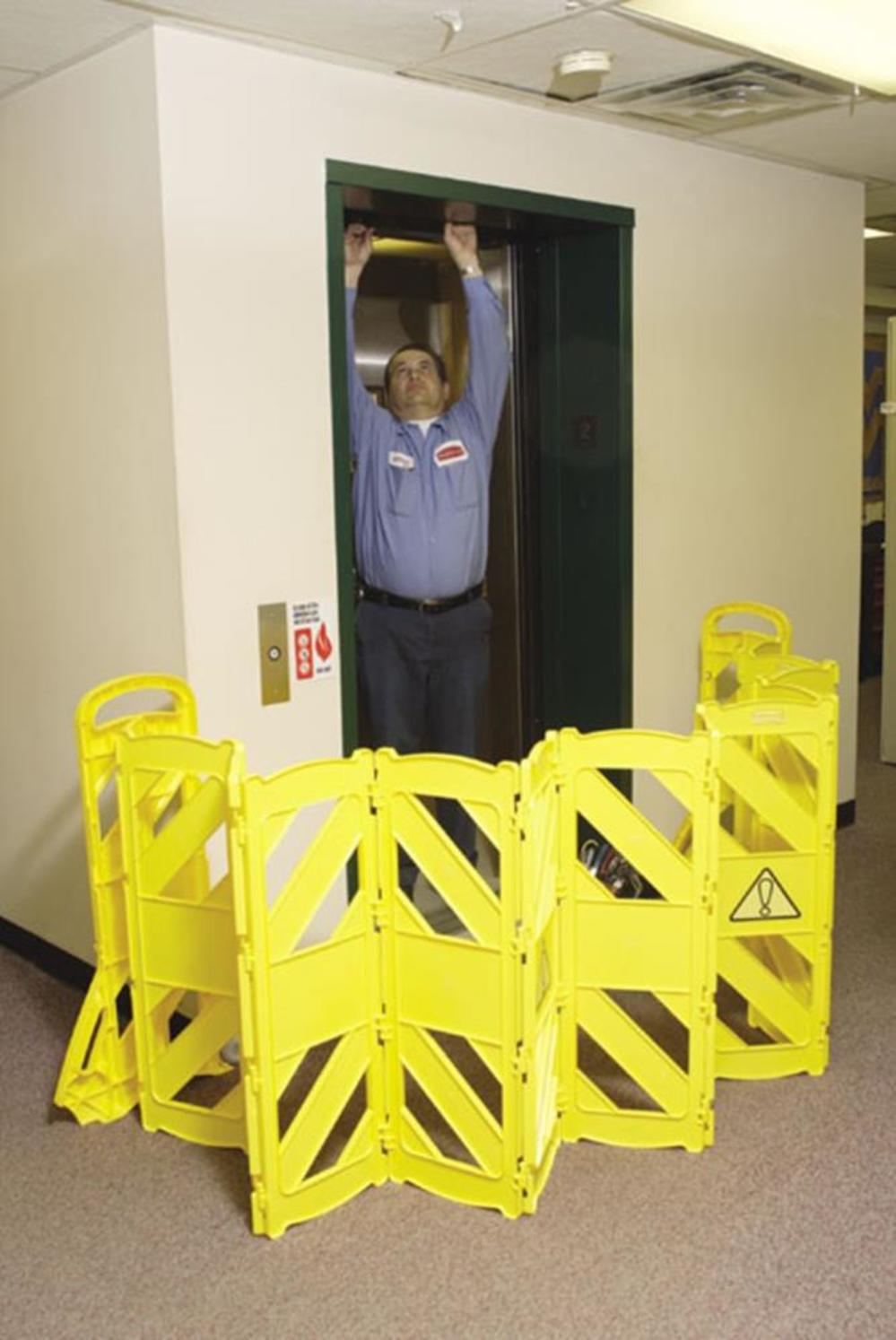 Rubbermaid Mobile Barrier - Flockneti