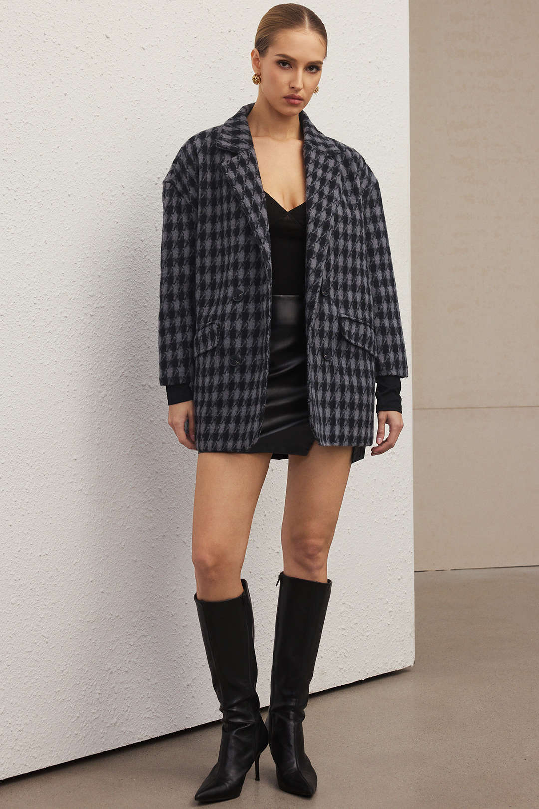 Houndstooth Print Woolen Notched Lapel Long Sleeve Short Coat - Flockneti