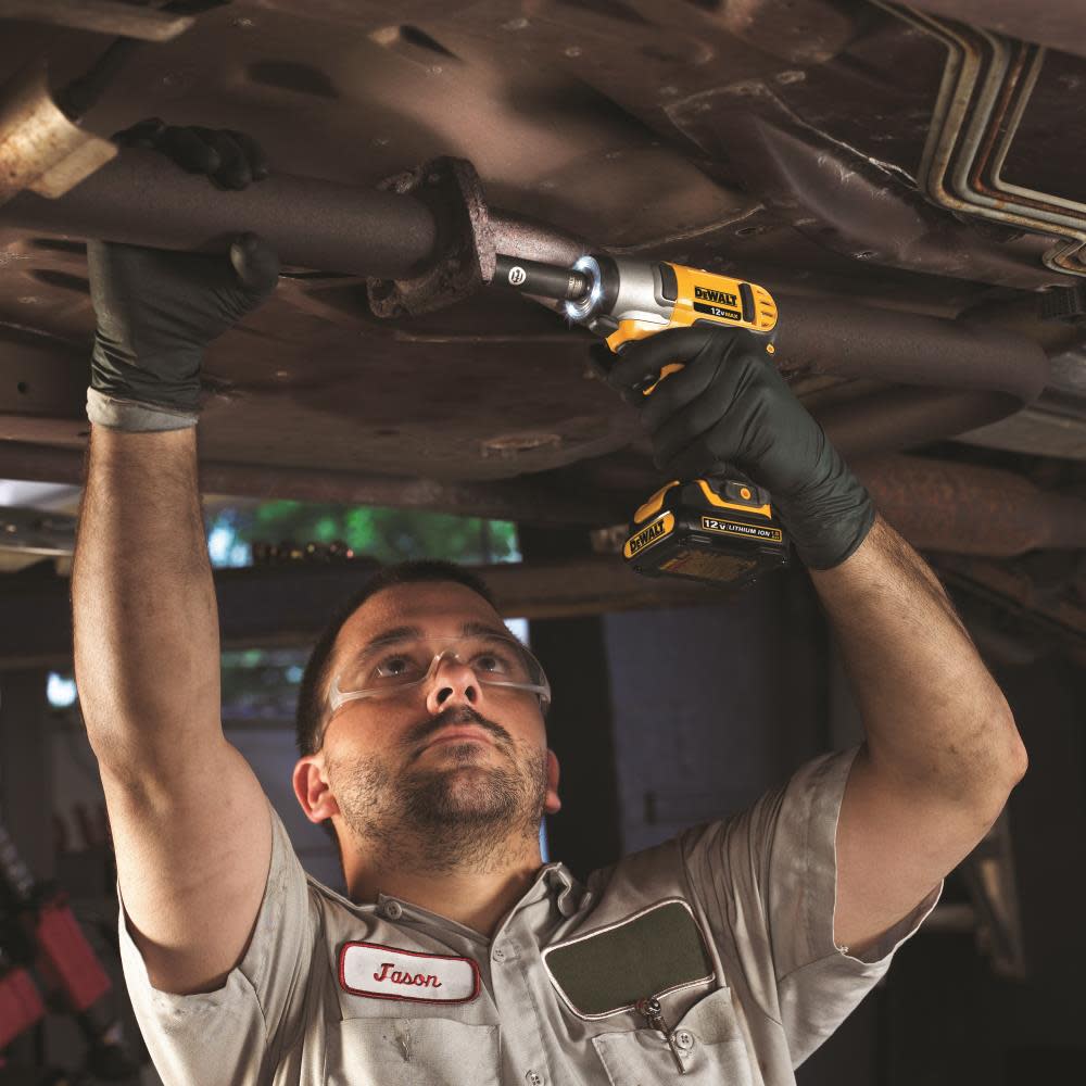 DEWALT DCF813S2 – 3/8″ Impact Wrench Kit (DCF813S2) - Flockneti