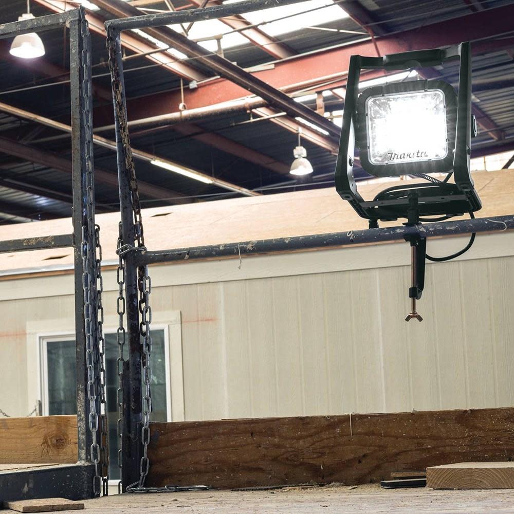 Makita Pipe Clamp Light Stand for DML805 - Flockneti