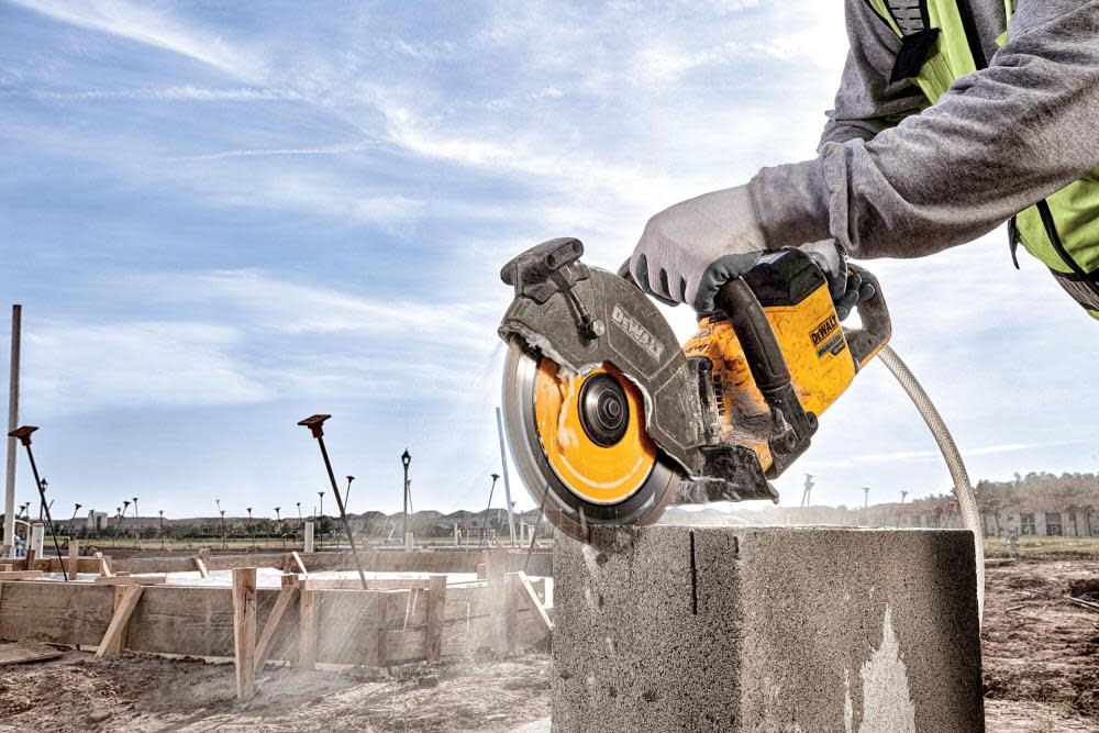 DEWALT Diamond Blade 9″ SEGMENTED XP4 ALL PURPOSE - Flockneti