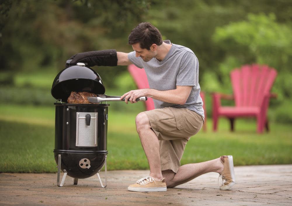 Weber Smokey Mountain Cooker Smoker (14.5 In.) - Flockneti