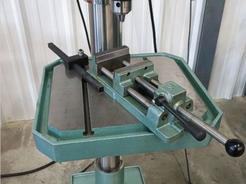 Ellis 6.25 Inch Drill Press Vise - Flockneti