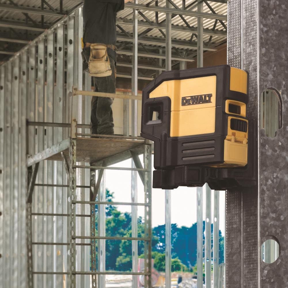 DEWALT Self Leveling Spot Beams and Horizontal Line - Flockneti