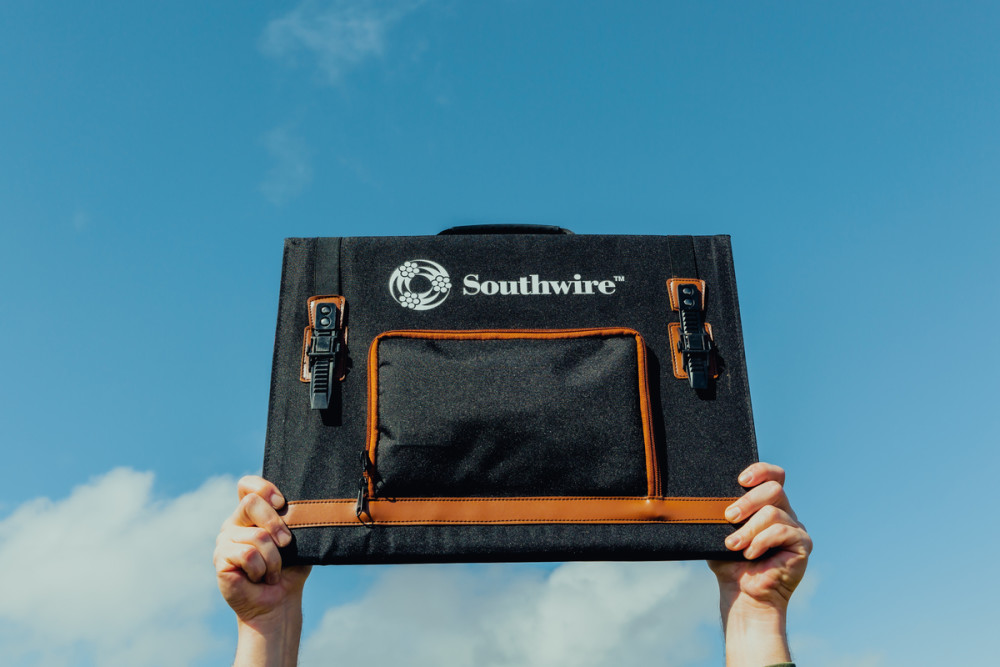 Southwire Elite Series 100 Watt Solar Panel - Flockneti