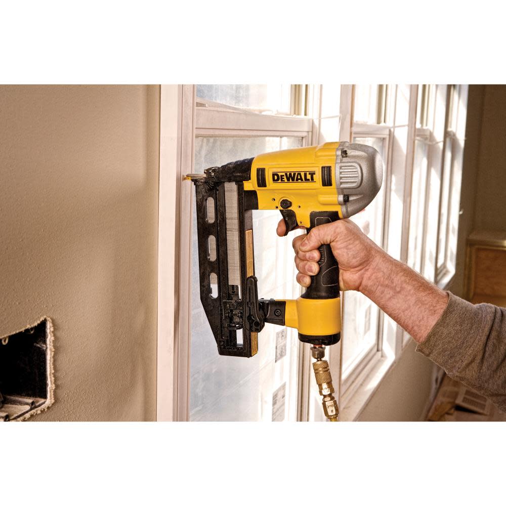 DEWALT 16 Gauge Precision Point Finish Nailer - Flockneti