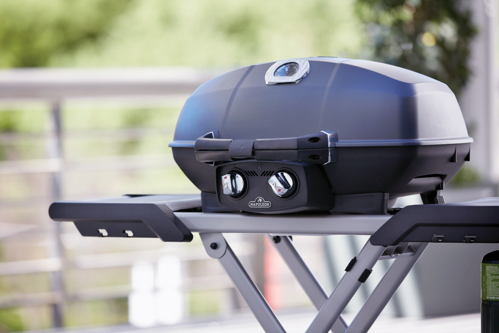 Napoleon TravelQ PRO285X Portable Propane Gas Grill with Scissor Cart Black - Flockneti
