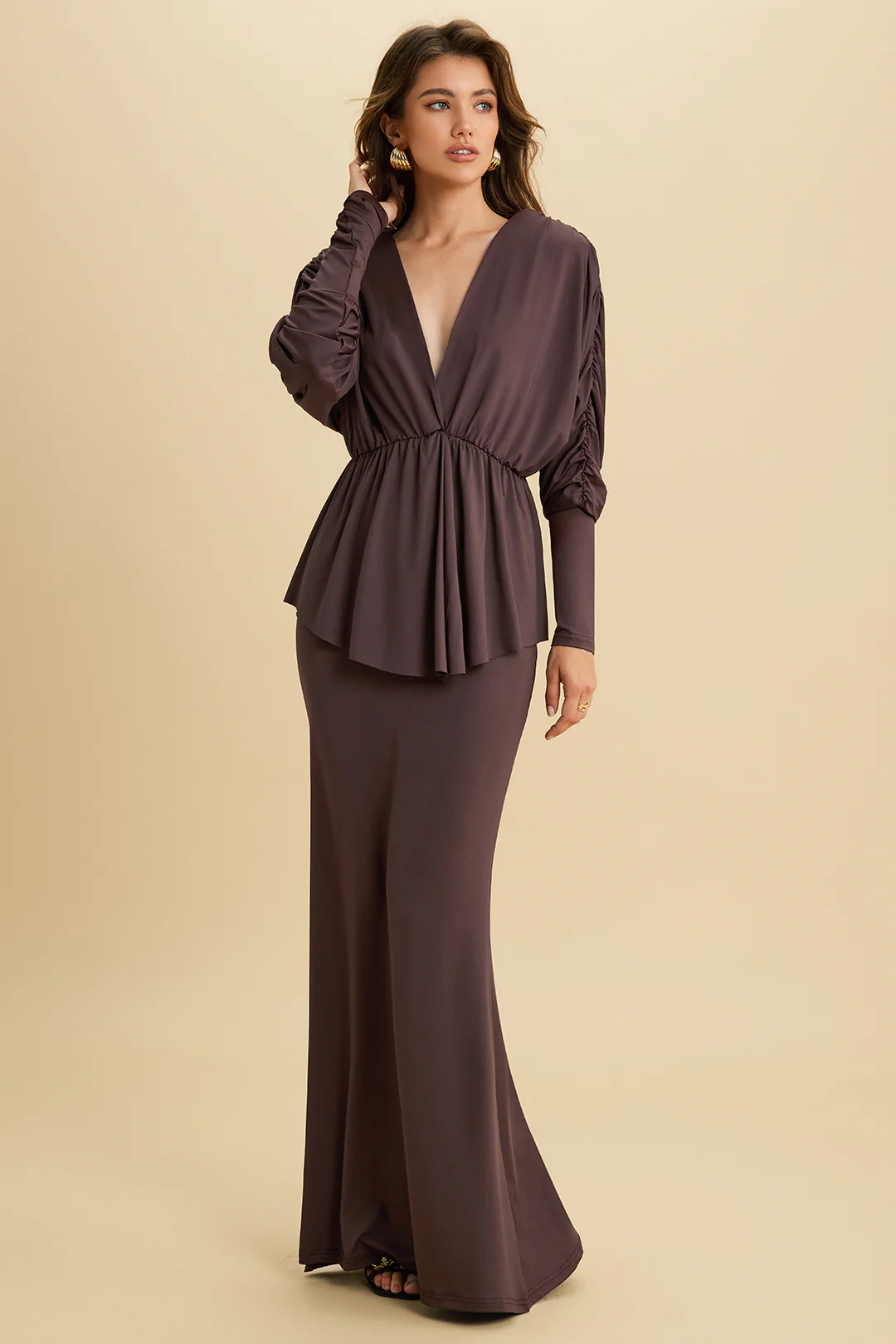 V-Neck Ruffle Long-Sleeve Top And Skirt Set - Flockneti