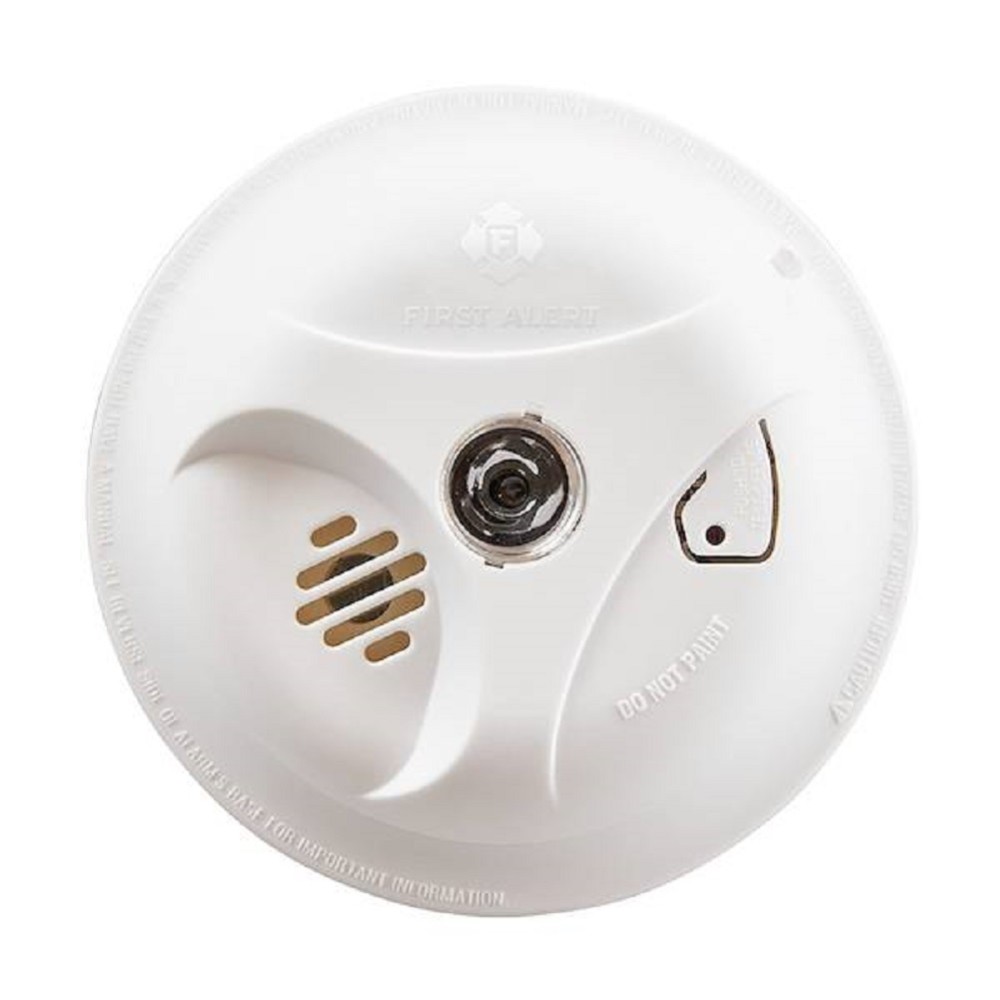 First Alert Smoke Alarm with Escape Light - Flockneti