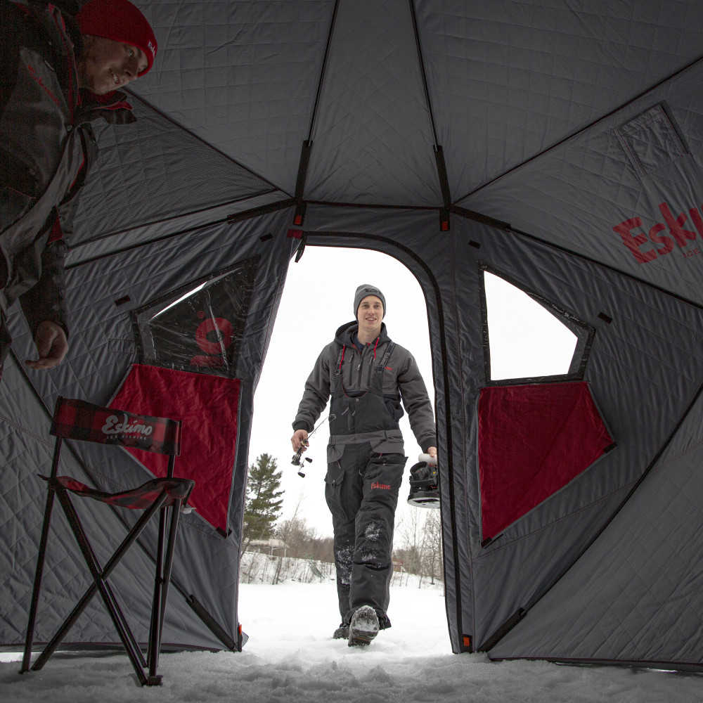 Eskimo Outbreak 250 XD with Storm Shield Fabric Portable Ice Fishing Shelter - Flockneti
