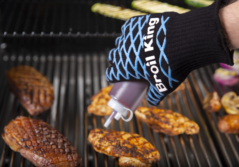 Broil King Single Black with Blue Accents Grilling Glove – OSFM - Flockneti