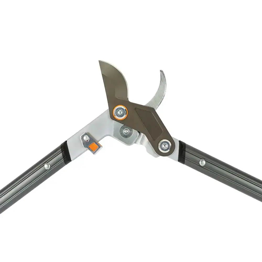 Fiskars Pro Carbon Steel Blade Bypass Lopper with Aluminum Handle - Flockneti