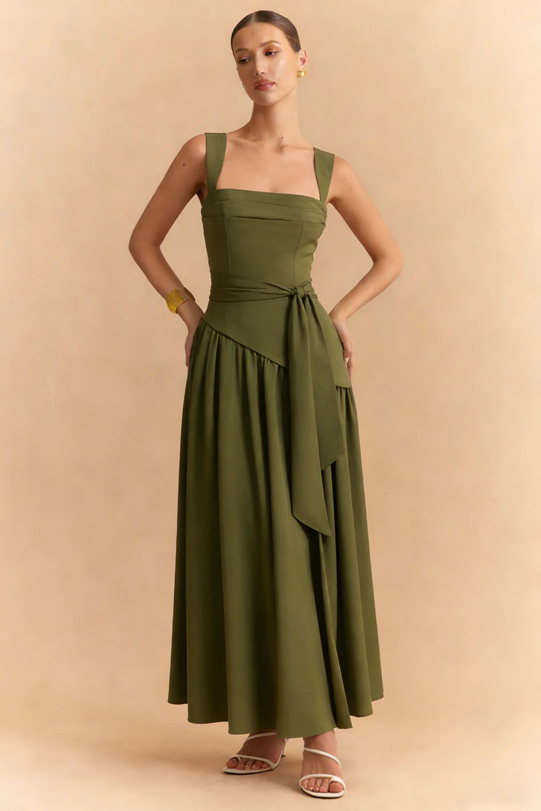 Asymmetrical Ruched Sleeveless Midi Dress With Scarf - Flockneti