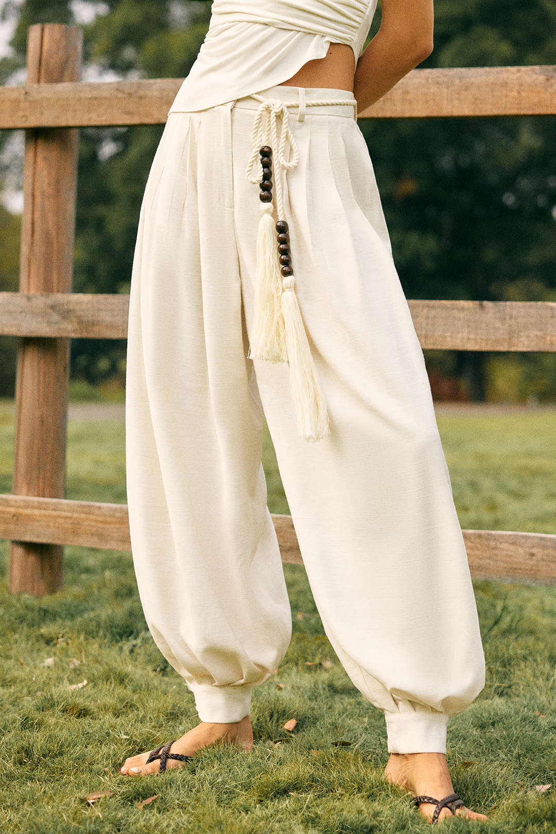 Linen Ruched Belted Lantern Pants - Flockneti