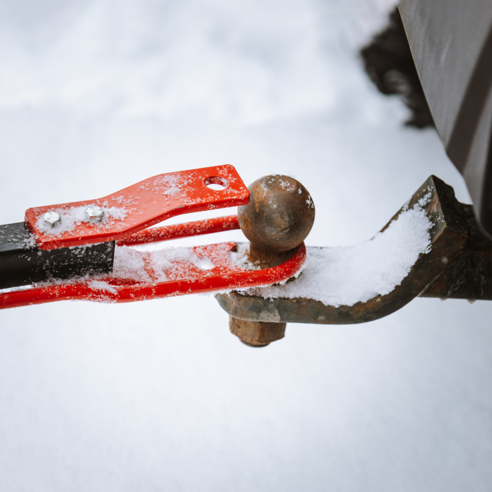 Eskimo EZ-Stow Pivoting Tow Hitch - Flockneti