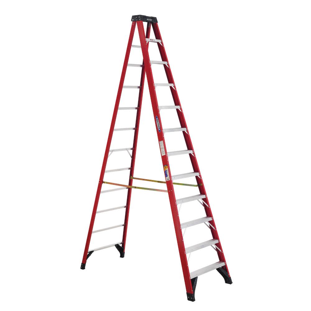 Werner 12 Ft. Type IAA Fiberglass Step Ladder - Flockneti