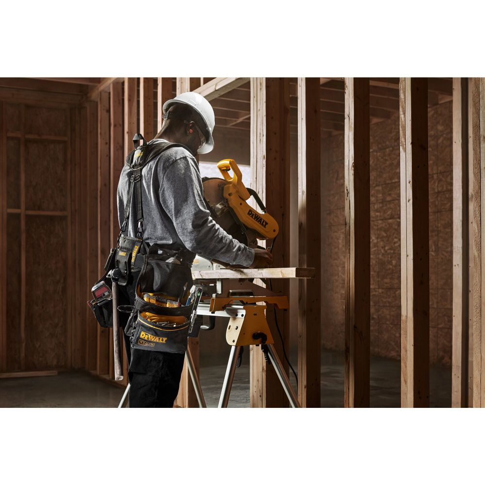 DEWALT Professional Tool Rig With Suspenders - Flockneti